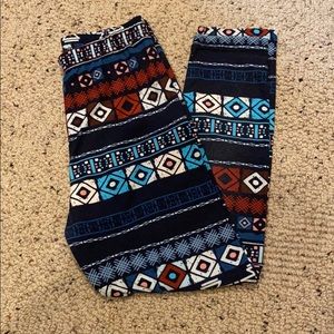 5/$20 Girls patterned leggings